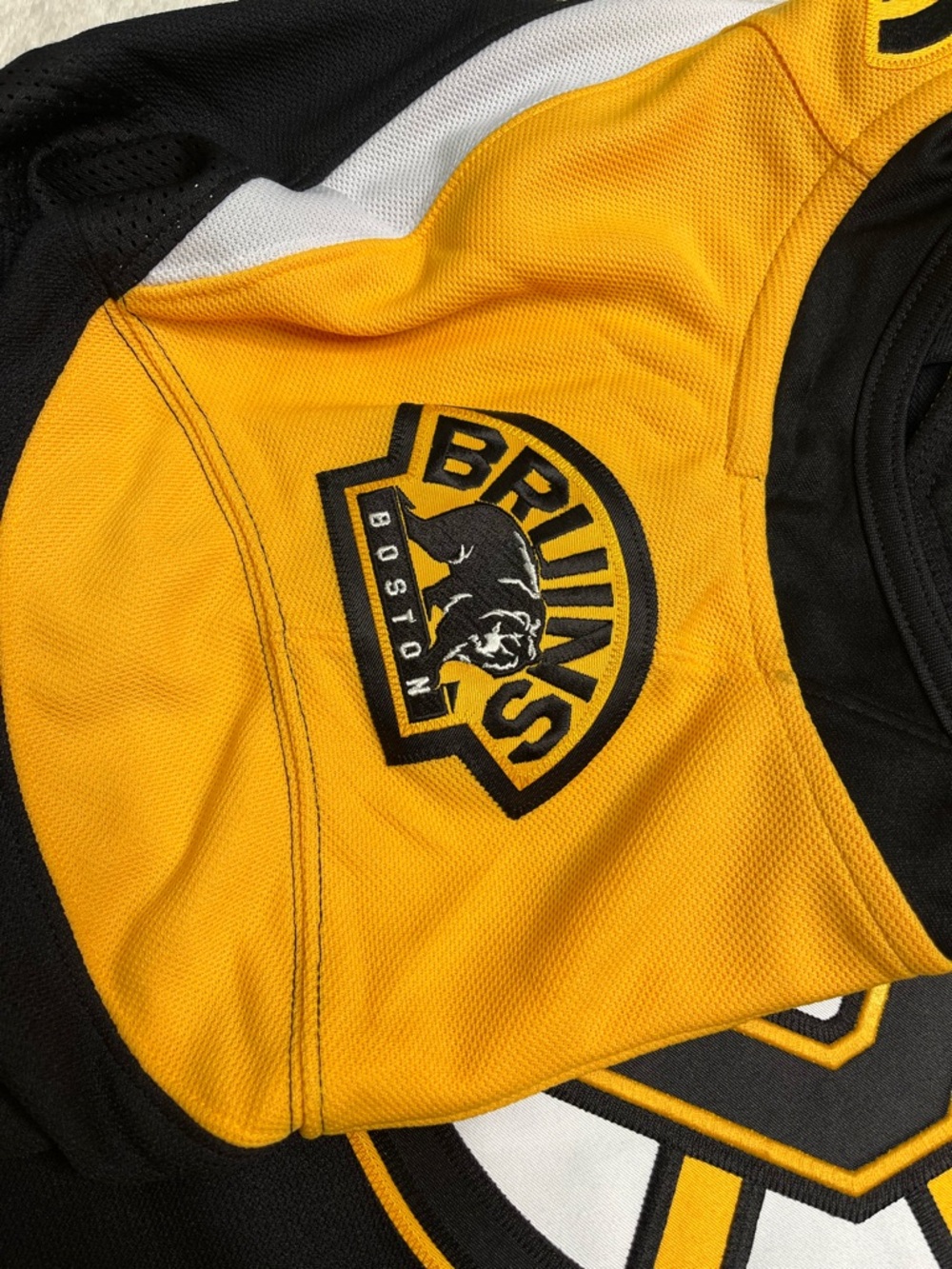 NWT New Fanatics Premium NHL Boston Bruins Hockey Fight Strap Jersey Mens 52 XL - Picture 3 of 10